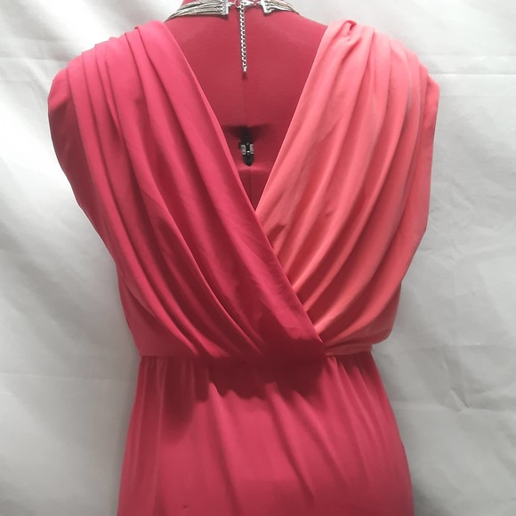 Maggie London Pink Coral Color Block Pleated V-Neck front back Ruched Dress 8 - Picture 7 of 7